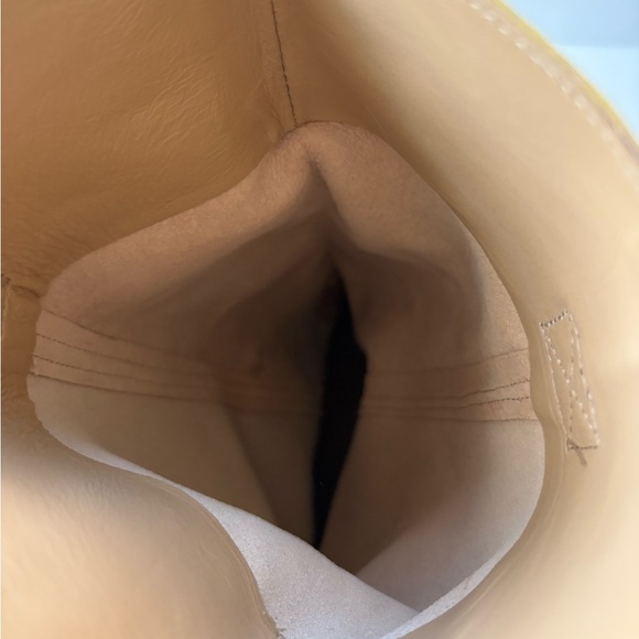 NWOT Urban Outfitters UO Tall Leather Slouch Boot Size 9 - Picture 10 of 12